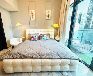 Chic 1 BHK in Downtown Dubai - 7