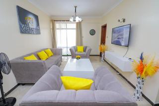 smart elegant three bedroom apartment with swimming pool fully equipped gym child play area proximity to shopping malls and great breathtaking views - Nairobi - 5