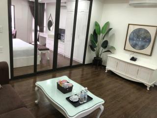 Queenie Hotel - 3