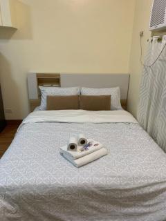 Cozy & Modern Suites in Mckinley - Manila - 9