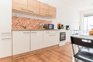 Helle Wohnung mit Balkon perfekt für Monteure und Arbeiter - Rüsselsheim - 8