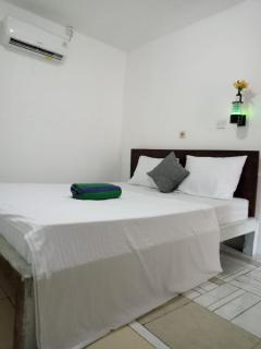 Gili Azwa Homestay - Tanjung - 0