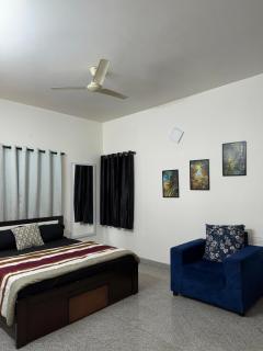 oak cottage balcony master bedroom - Bangalore - 0