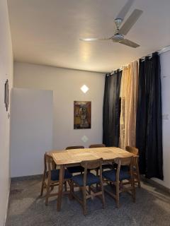 oak cottage balcony master bedroom - Bangalore - 2