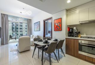 stylish 2 bedroom Apt in Business bay Dubai - 0