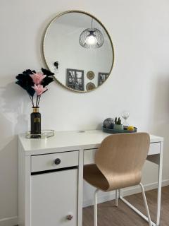 Carrara 23 Navigli Be Like! - Duomo Forum Bocconi - Milan - 2