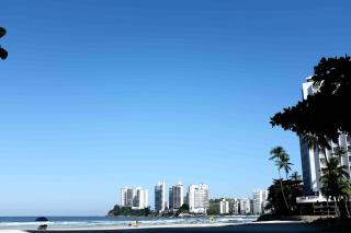 Apto a 100m da praia da Pitangueiras- Guarujá - 1