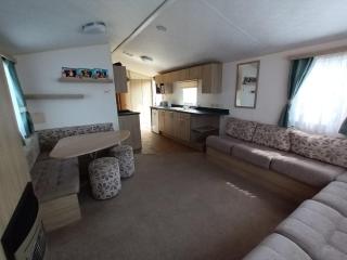 St Osyth - Seaside 3-Bedroom Lodge - Sleeps 6 - Clacton-on-Sea - 9