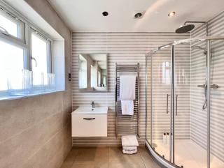 Southern Lane Beach House - Barton-on-Sea - 8