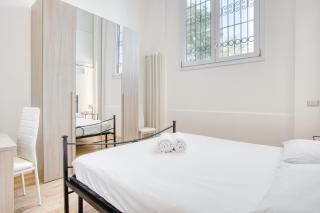 Walk to Navigli - Via Gola - 2 Bedrooms Apt - Milan - 3