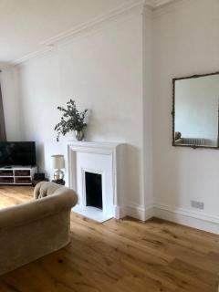 2 Bedroom Stylish Flat - Private, Open planned, Modern, Quiet - Close to the Durdham Downs - Bristol - 3
