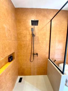 Anom Villa Jogja With Private Pool - 1