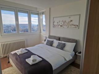 Royal apartment Novi Mercator - Belgrade - 4