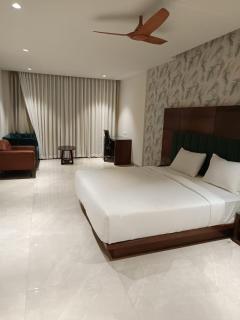 Hotel Atiraj - Burhar - 1