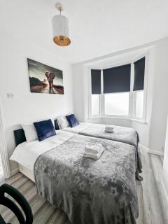 Stratford 3 Bed Garden Home By DLuxoria Short Lets & Serviced Accommodation Greater London - Londra - 5