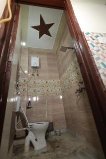 Prem Aashiyana Home Stay - 1