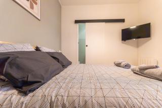 S1 SWEET HOMES Angoulême I Secteur Champs de Mars I Studio 2 couchages - Animaux acceptés - 1