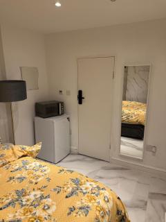 Luxury Studio in Victoria, 7 minutes walk to Victoria Station, Room 1 - London - 2