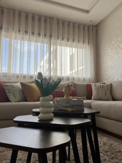 Alma's Retreat- Cozy apartment with pool view - 0