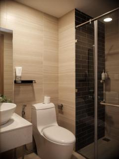 BIG PROMO ! Cozy apartment centrally district 1 - Ho Chi Minh - 3