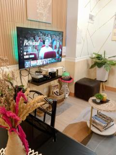 Combined unit with 2 Bedroom at Trees Residences - Manila - 6