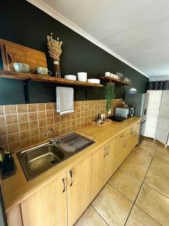 Digi Nomad Apartment - Jeffreysbaai - 7