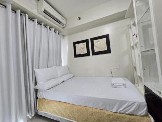 Sea Residences Moa Pasay - Myra Staycation - Manila - 1