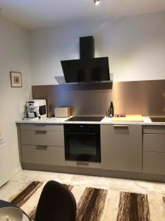 Premium City Center 2 rooms Apartment Glassed Balcony FREE PRIVATE PARKING - Kemi - 4