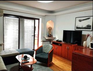 Lovely square apartment Purple Velvet - Skopje - 4