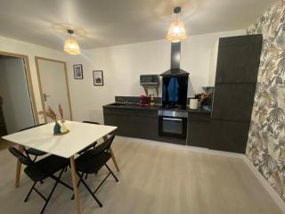 Appartement - - 3