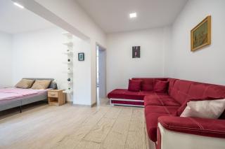 2 BDR Prime location - Sofia - 1