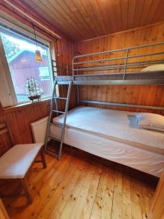 Peaceful home in cozy cabin by the lake - Hyssna - 4