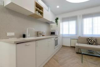 Artbel Rentals en Embajadores - Madrid - 1