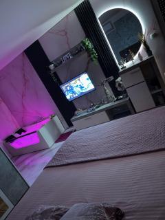 SpaNish apartman 3 - Niš - 0