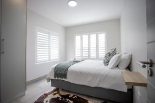 Apartment 37 - 1 On York - George - 9