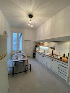L'Appartement Privilège - 4 chambres - Coeur d'Angers, Spacieux et Élégant - 2
