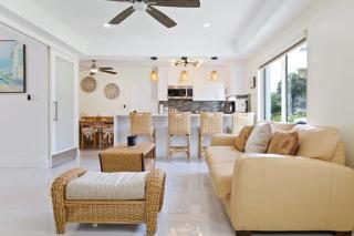 Wicker and Wine - Location Hot Tub Gated Yard - Fort Lauderdale - 7