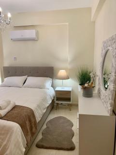 Modern 2-Bedroom Apartment in Central Nicosia - 3