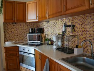 Poolside Paradise Apartment - Sosopol - 4