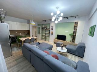 Via Albania - Zogu I Boulevard Apartament - Tirana - 0
