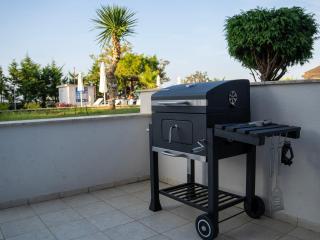 Poolside Paradise Apartment - Sosopol - 8