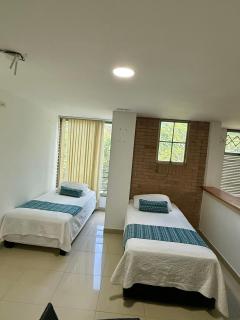 Aparta hotel Montes - 3