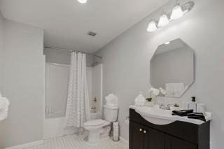 Chic 1BR Near MKC Airport with Gym Pets Allowed - Kansas City - 8