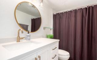 Chic Condo with Parking Spot - Minutes to Old Town! - 4