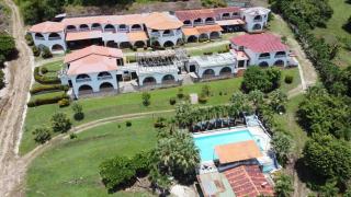 Apartamento equipado, con amplia piscina - Paquera - 0