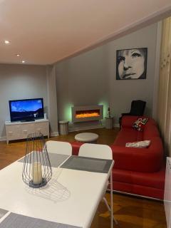 1 Morpeth Court - 9