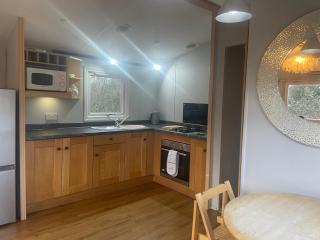 Lillibelles lake house, Oak tree farm - Ashford - 7