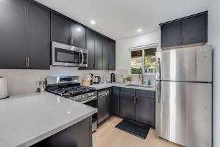 Brand New Apt W Parking Blocks From Downtown- A - Sunnyvale - 5