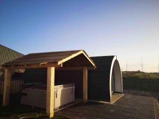Ballyhemlin pods - Blackthorn - Bushmills - 5