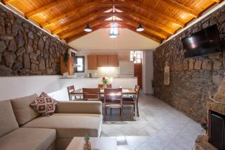 Traditional Stone House - Moudhros - 8